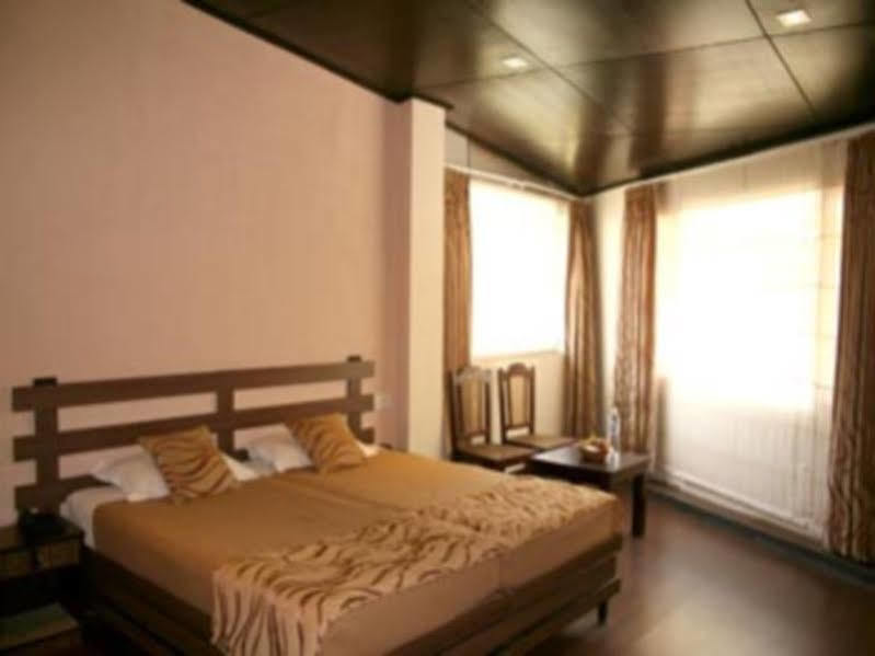 The Corner Hotell Nainital Eksteriør bilde